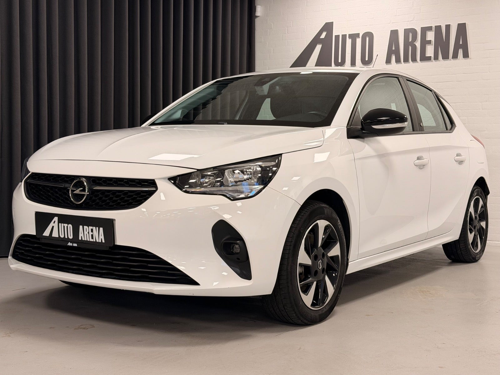 Hvid Opel Corsa-e fra 2021