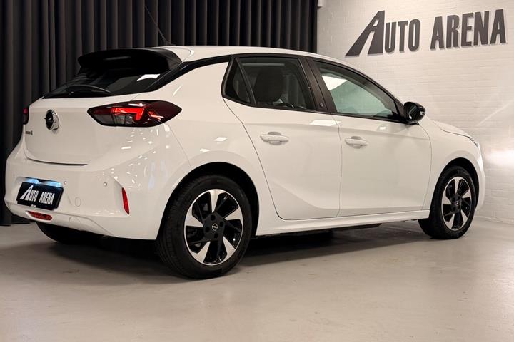 Hvid Opel Corsa-e fra 2021