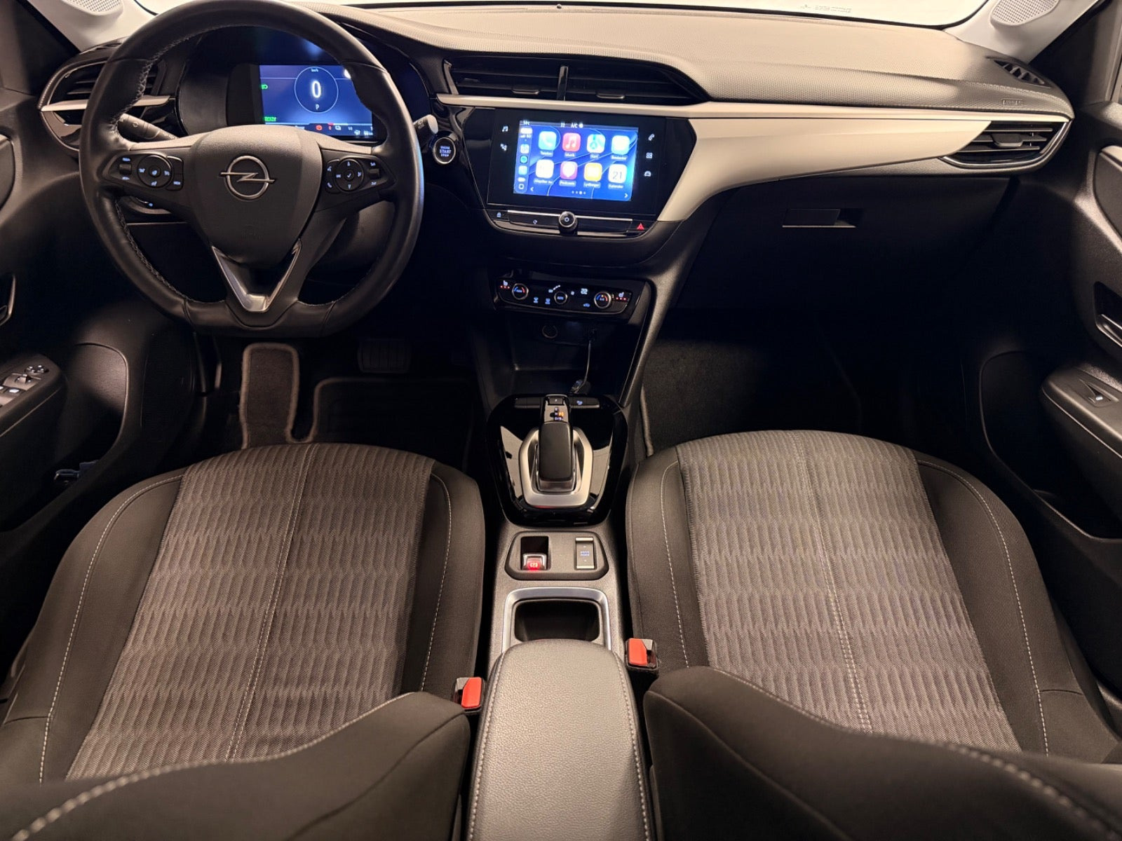 Hvid Opel Corsa-e fra 2021