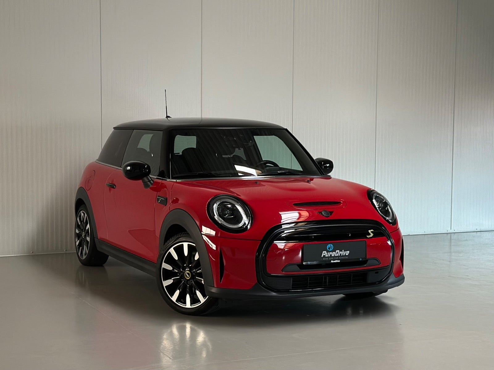 Mini Cooper SE Classic Trim