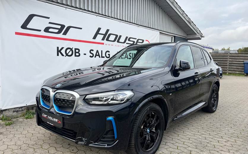 BMW iX3 Charged M-Sport