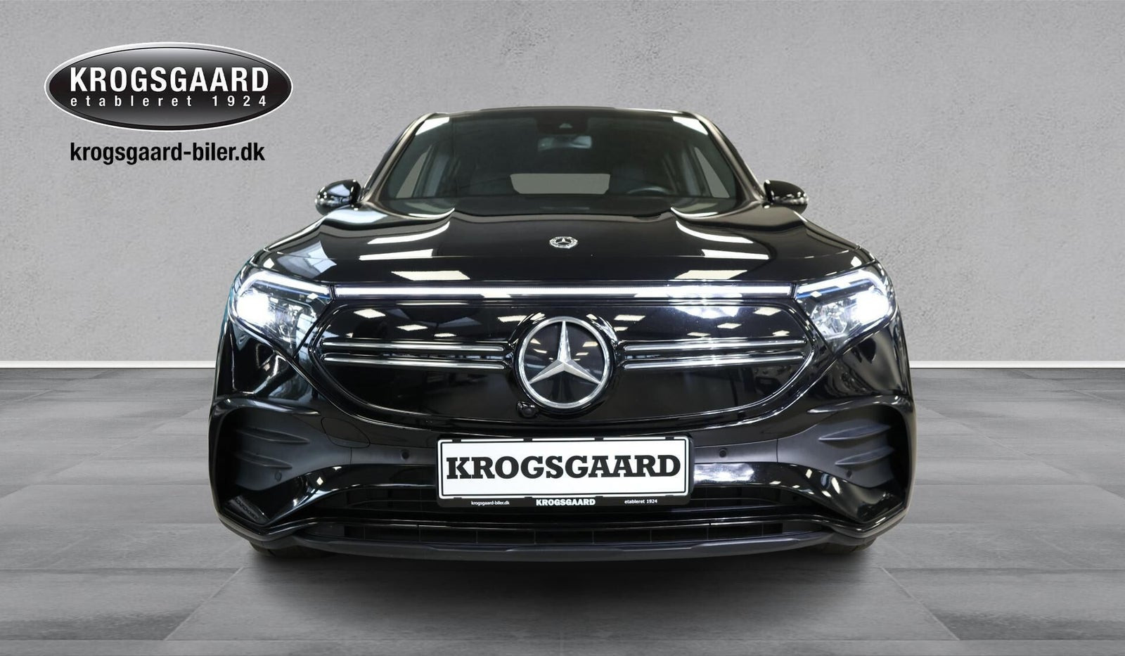 Sort Mercedes EQB250 fra 2023