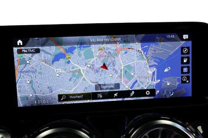 Sort Mercedes EQB250 fra 2023