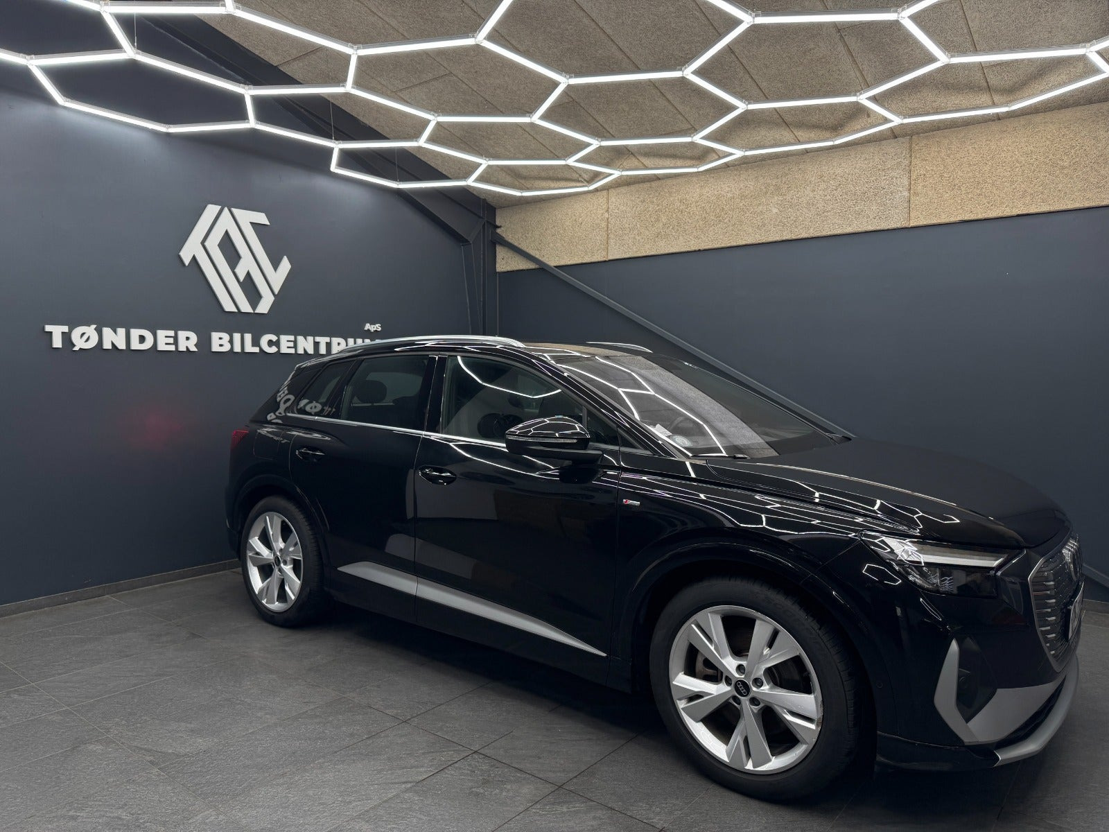 Sort Audi Q4 e-tron fra 2023