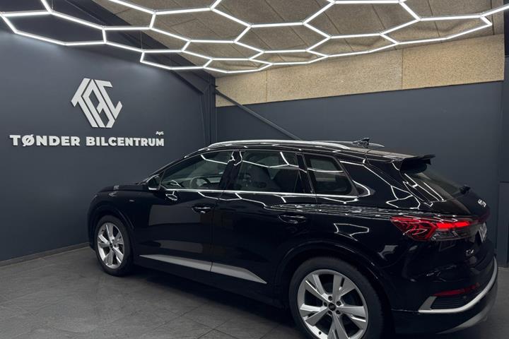 Sort Audi Q4 e-tron fra 2023