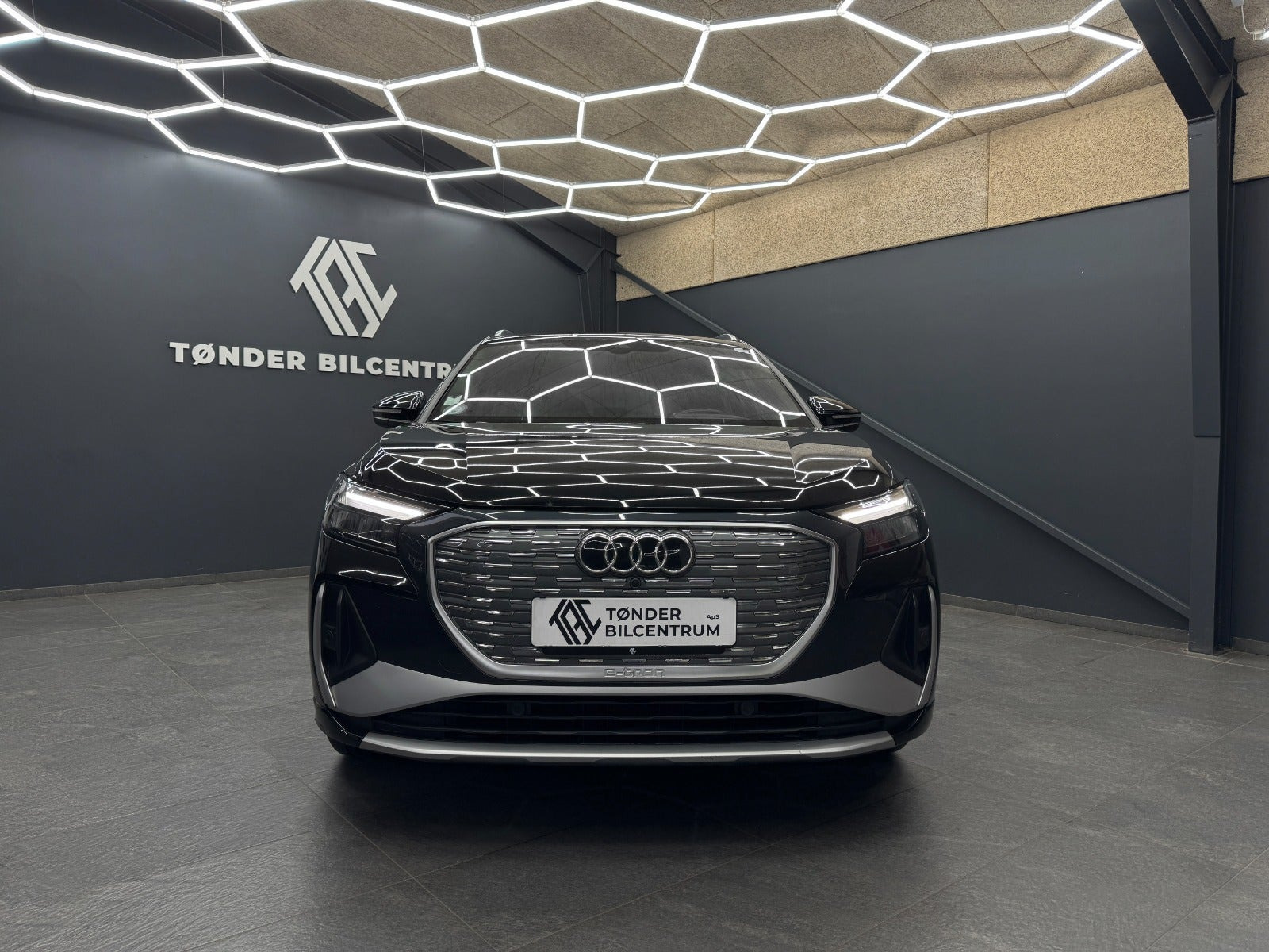 Sort Audi Q4 e-tron fra 2023