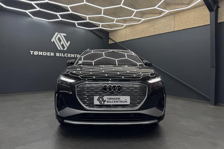 Sort Audi Q4 e-tron fra 2023