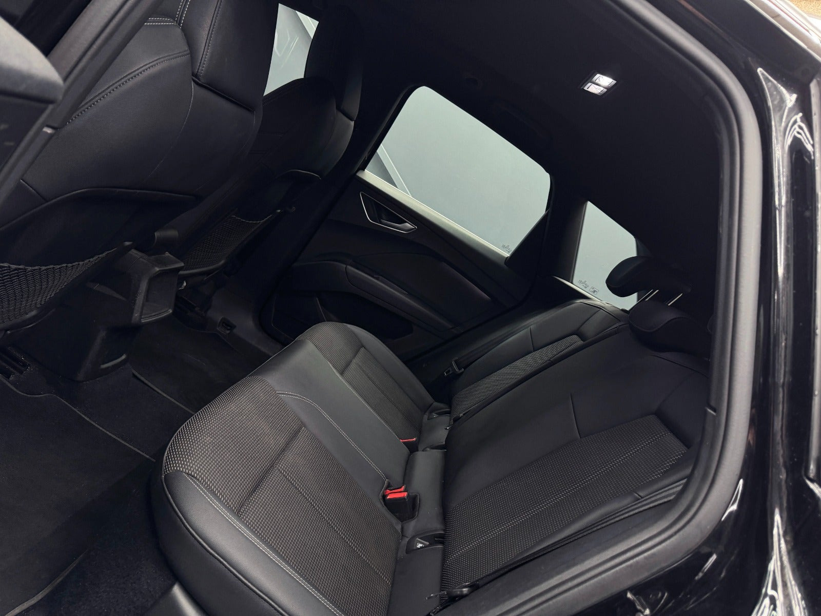Sort Audi Q4 e-tron fra 2023