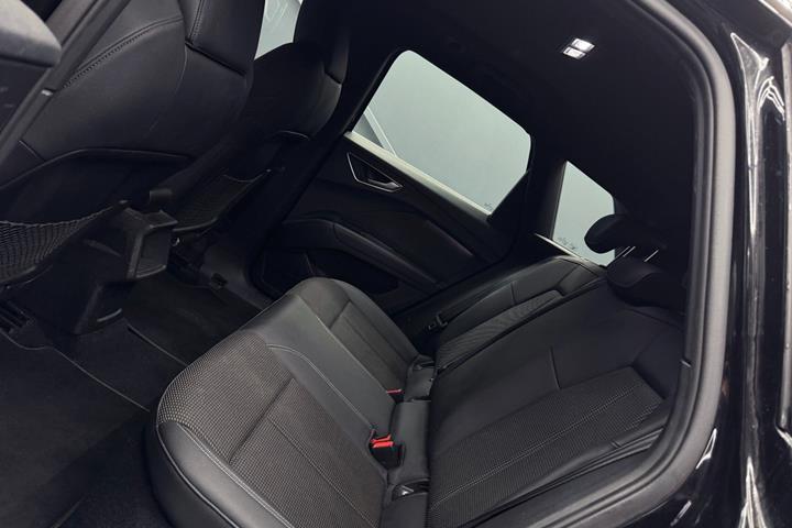Sort Audi Q4 e-tron fra 2023