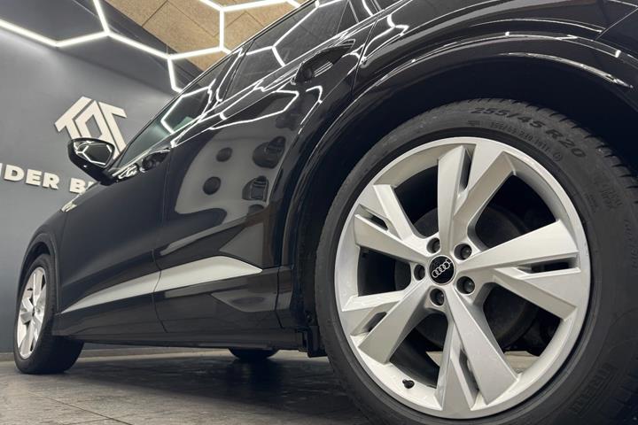 Sort Audi Q4 e-tron fra 2023