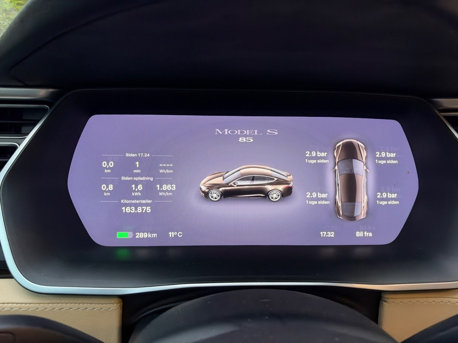 Brun Tesla Model S fra 2015