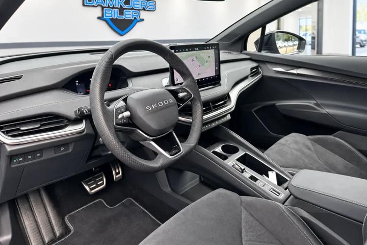 Sort Skoda Enyaq fra 2026
