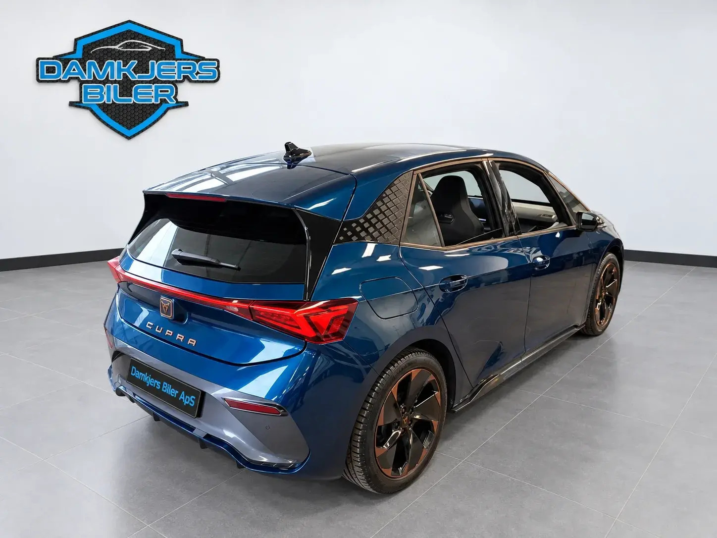 Blå Cupra Born fra 2022