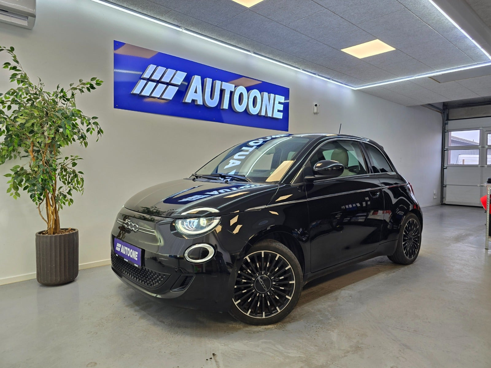 Fiat 500e 42 la Prima