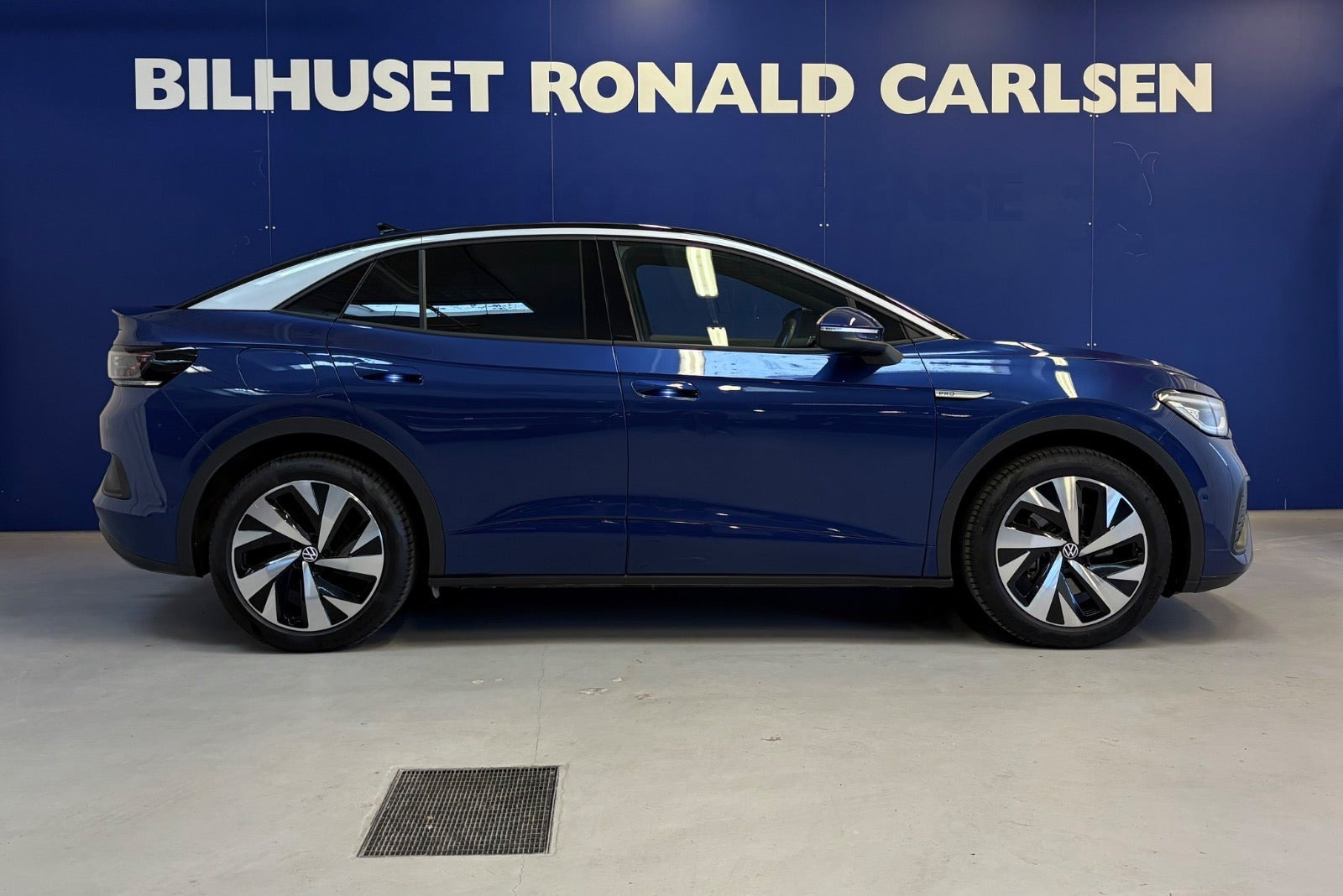 Blå VW ID.5 fra 2023