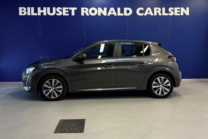Grå Peugeot 208 fra 2020