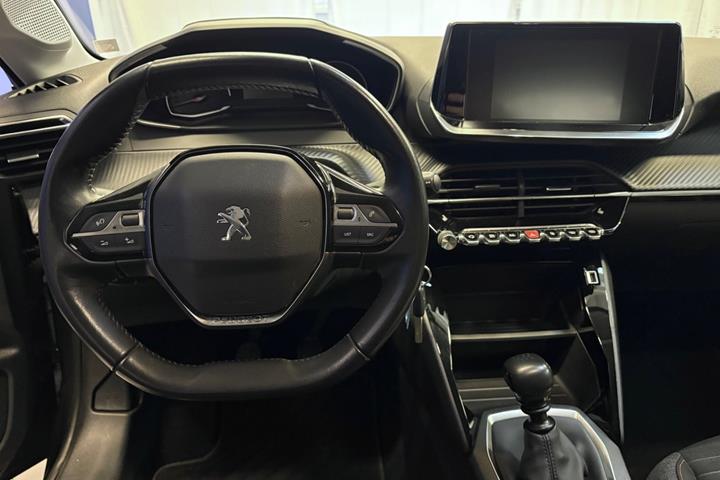 Grå Peugeot 208 fra 2020
