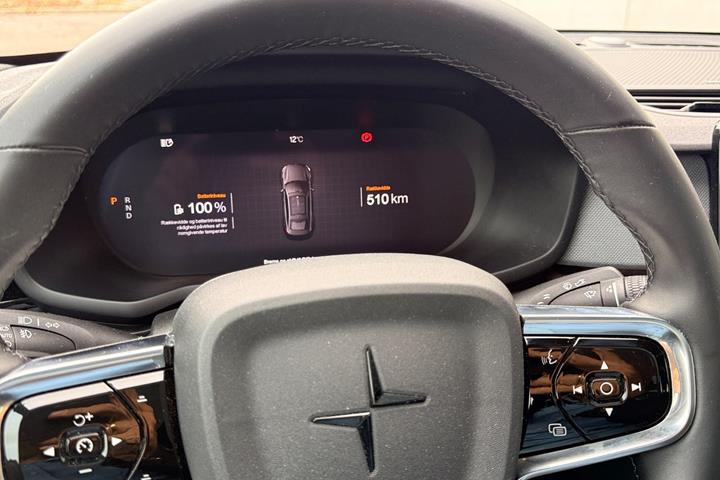 Sort Polestar 2 fra 2024