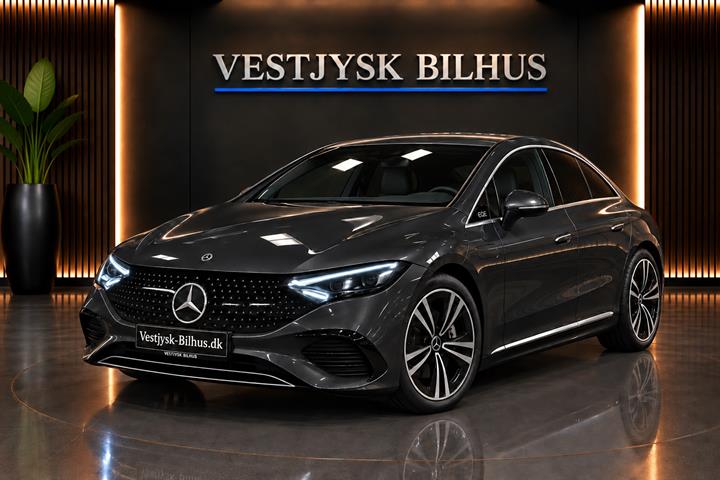 Grå Mercedes EQE300 fra 2026