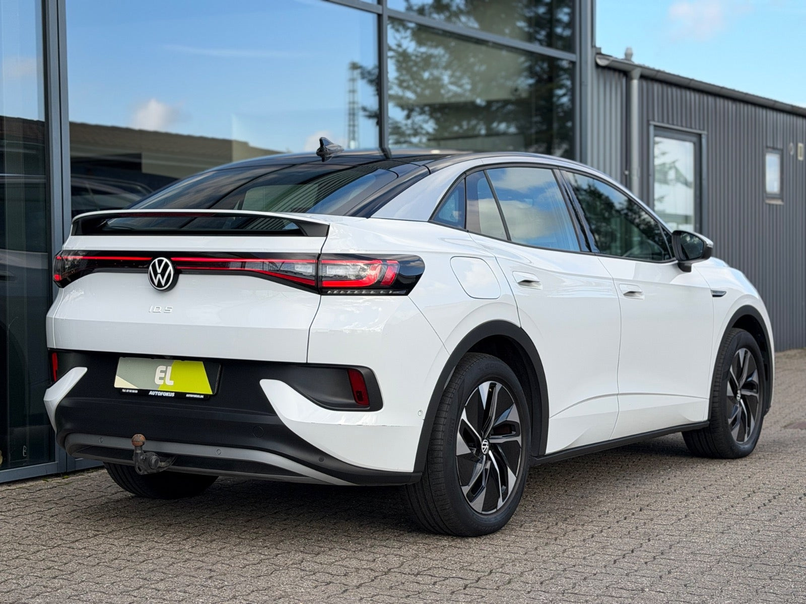 Hvid VW ID.5 fra 2023