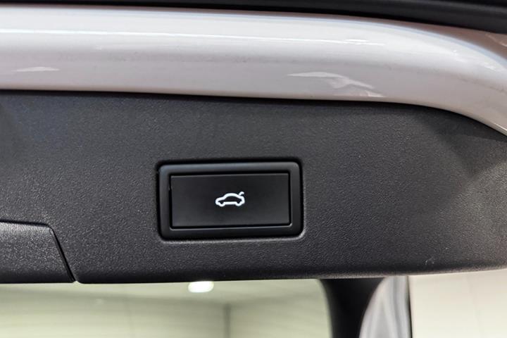 Hvid VW ID.5 fra 2023