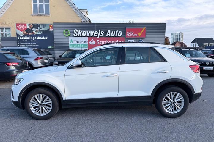 Hvid VW T-Roc fra 2023