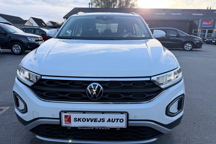Hvid VW T-Roc fra 2023
