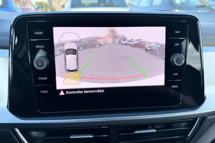 Hvid VW T-Roc fra 2023