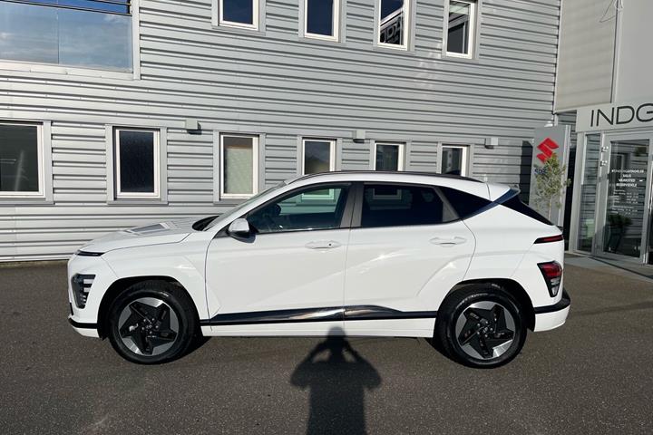 Hvid Hyundai Kona fra 2024