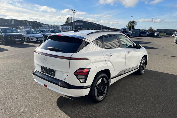 Hvid Hyundai Kona fra 2024