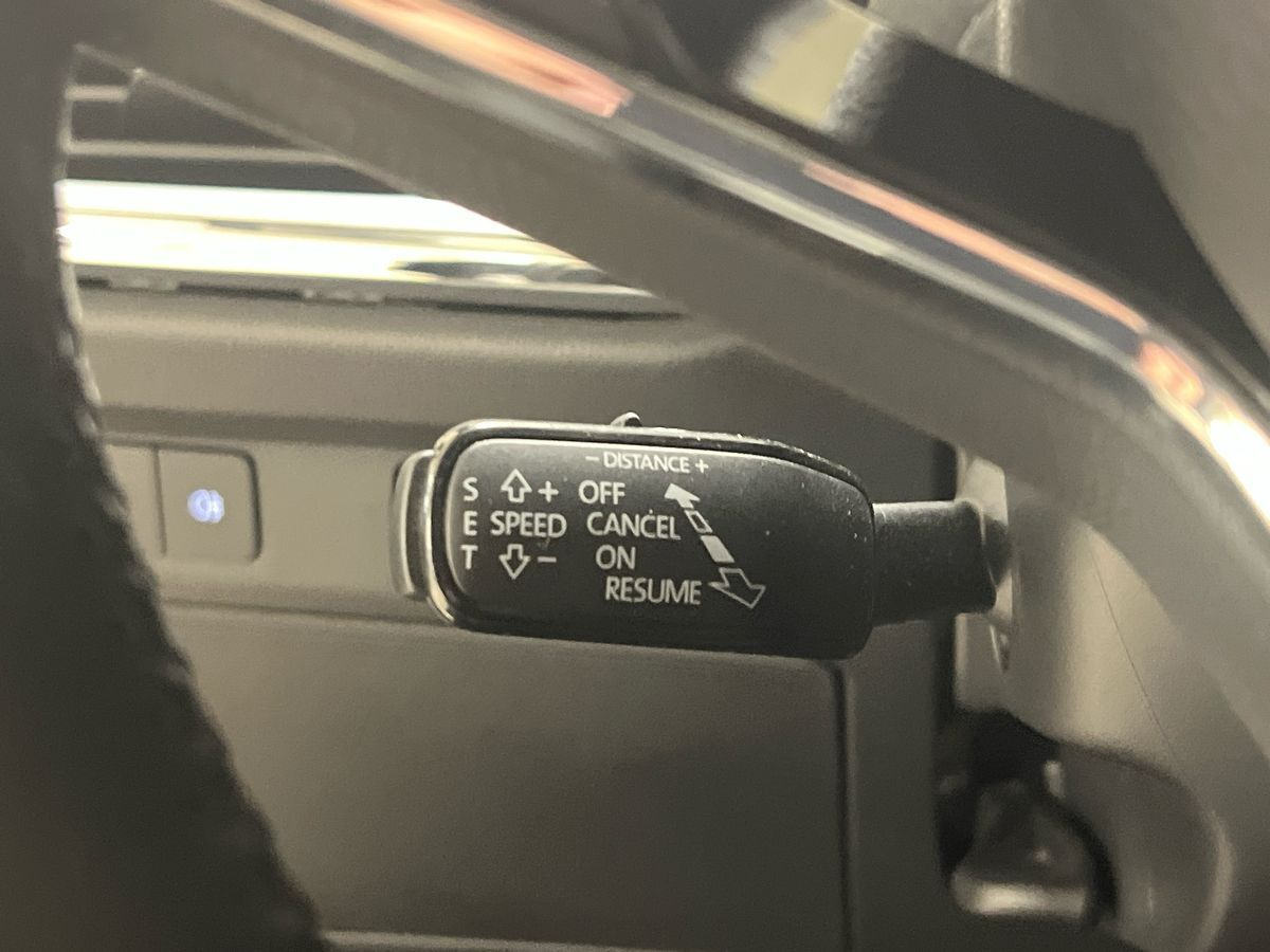 Sort Skoda Enyaq fra 2023