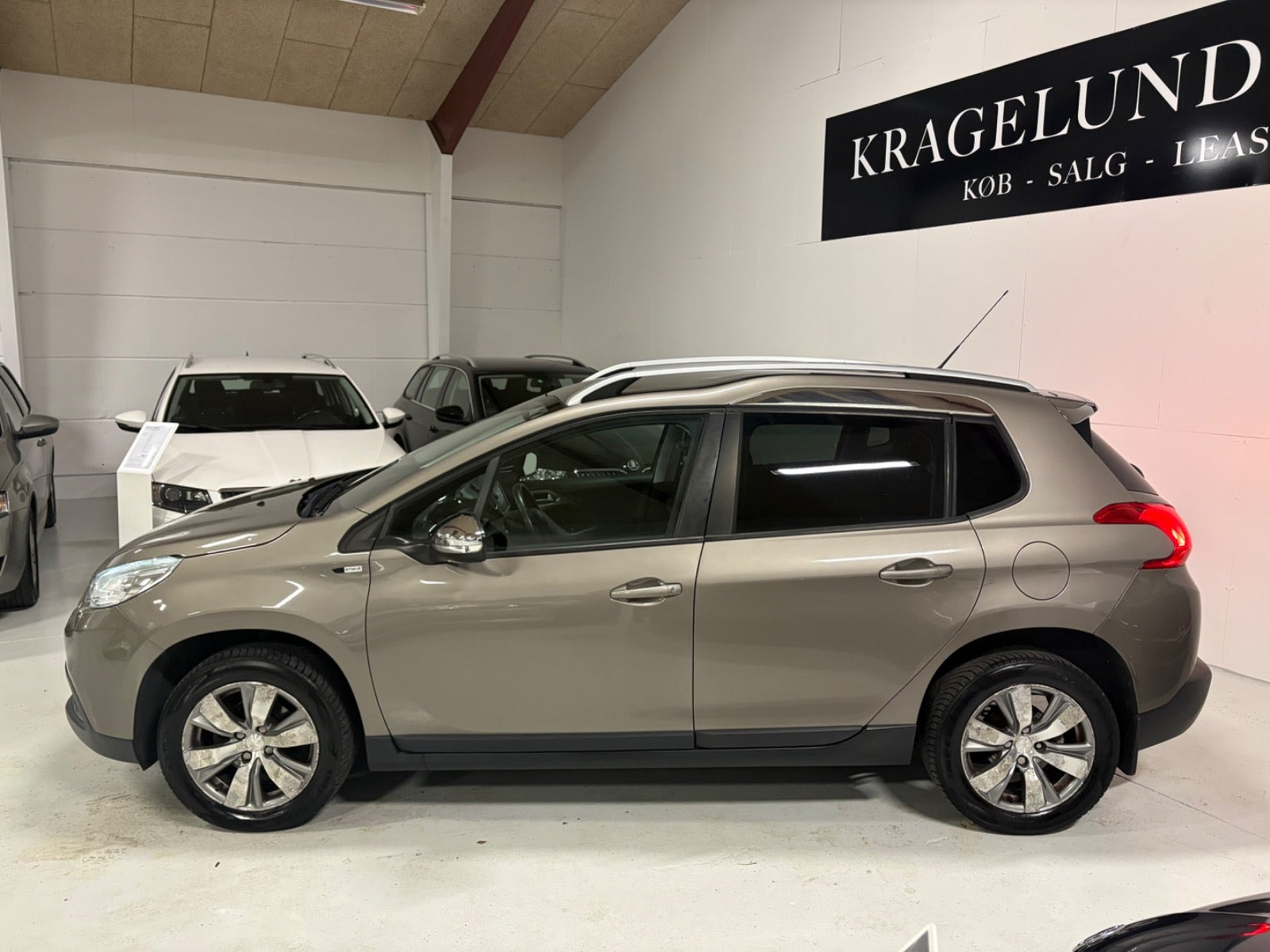 undefined Peugeot 2008 fra 2016