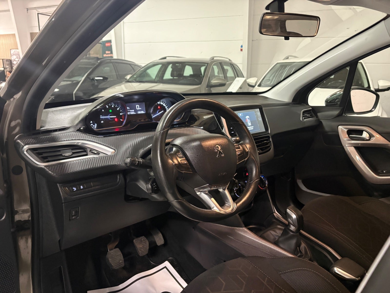 undefined Peugeot 2008 fra 2016