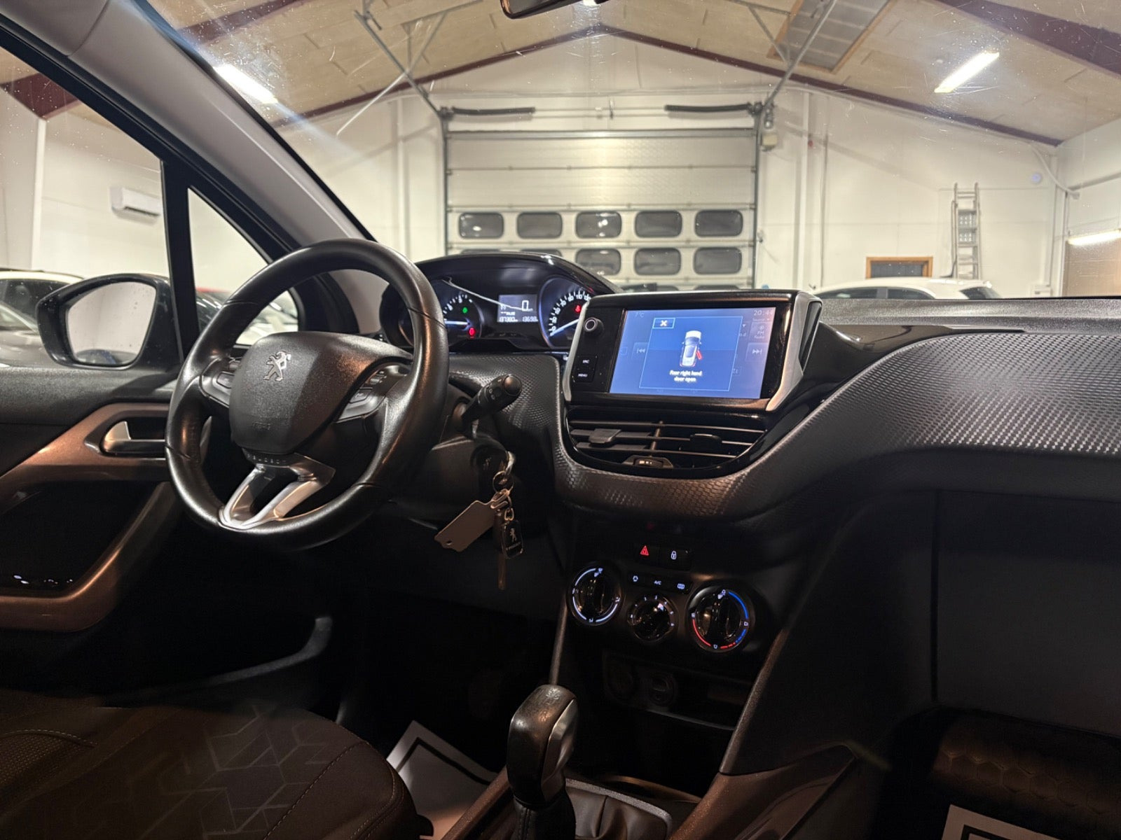 undefined Peugeot 2008 fra 2016