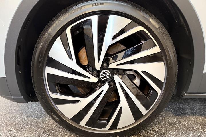 Sølv VW ID.4 fra 2023