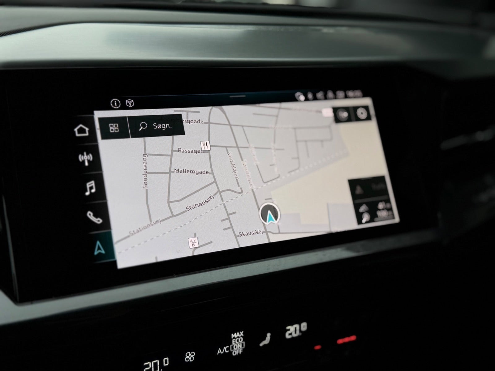 Sort Audi Q4 e-tron fra 2022