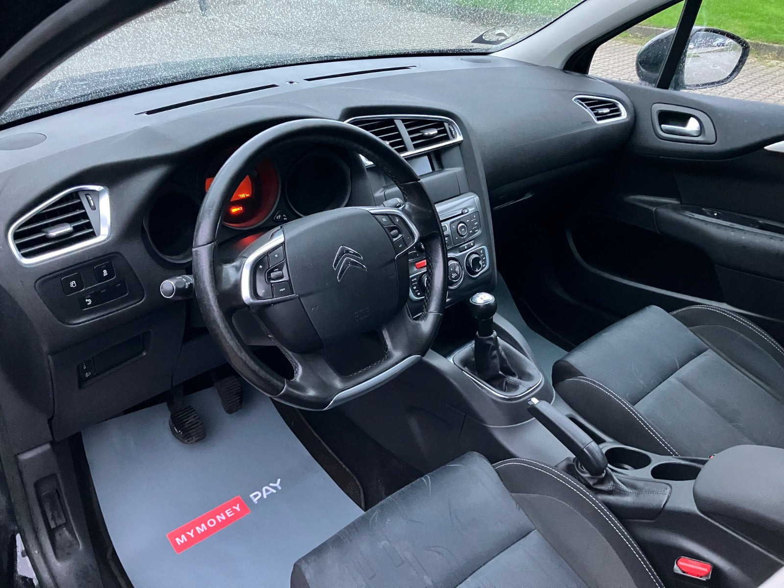 Sort Citroën C4 fra 2014