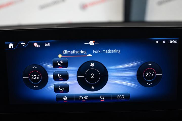 Sort Mercedes EQB250+ fra 2025