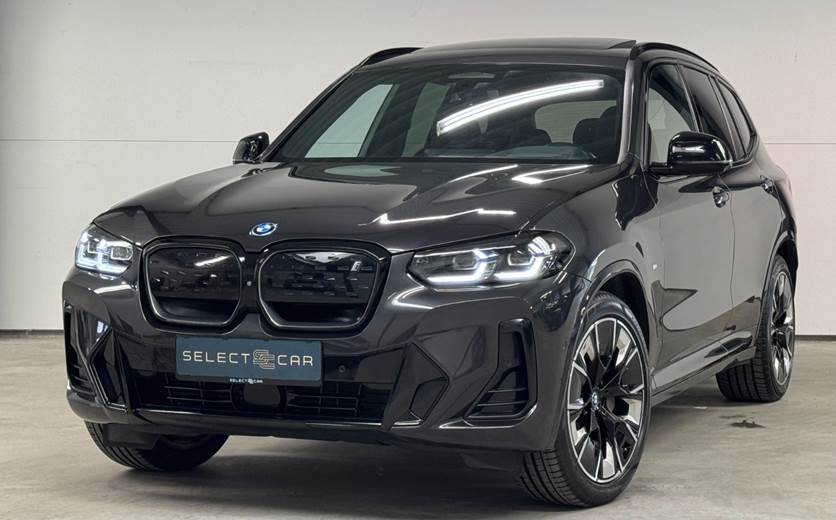 BMW iX3 Charged Plus M-Sport