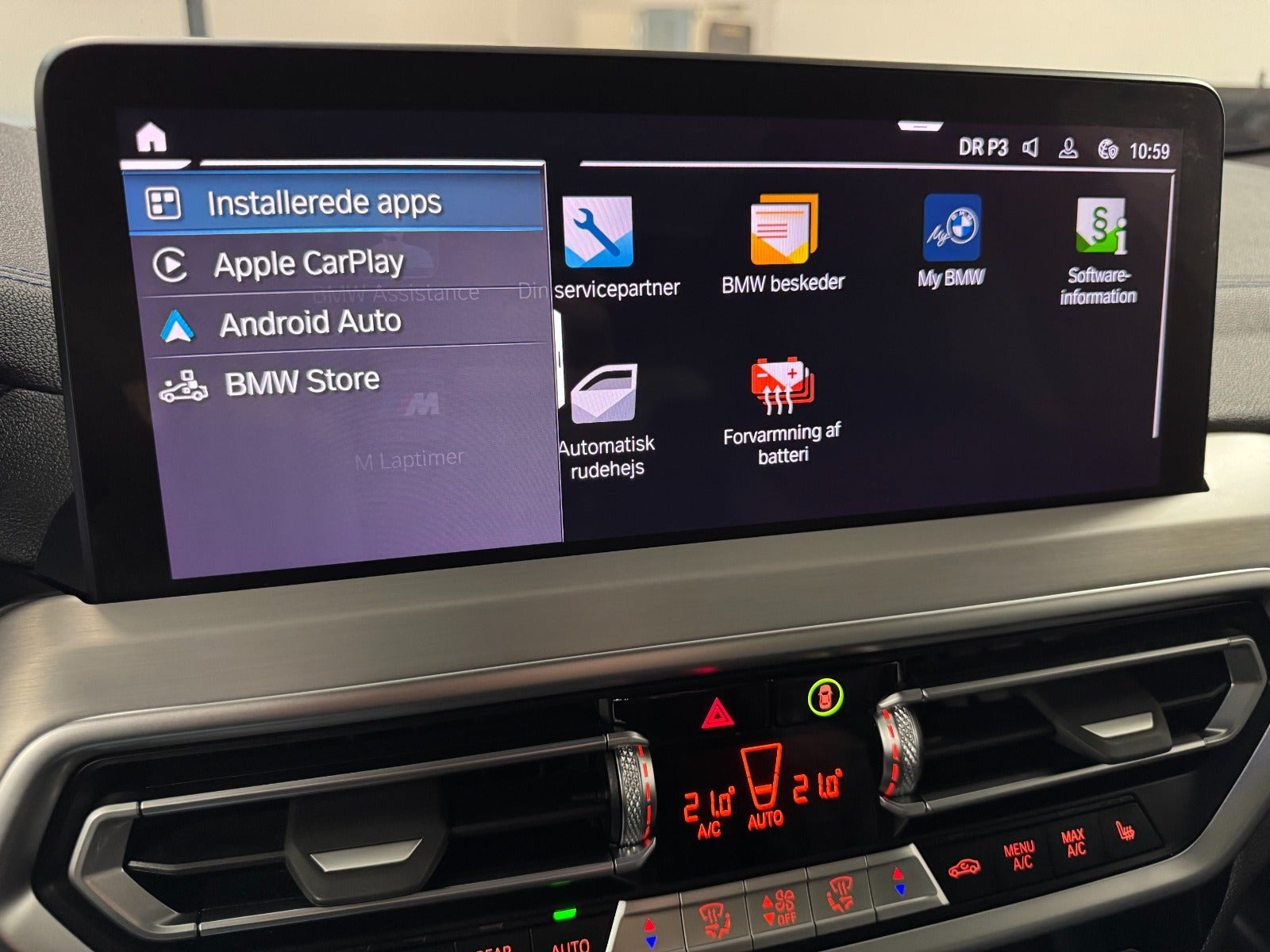 Grå BMW iX3 fra 2023