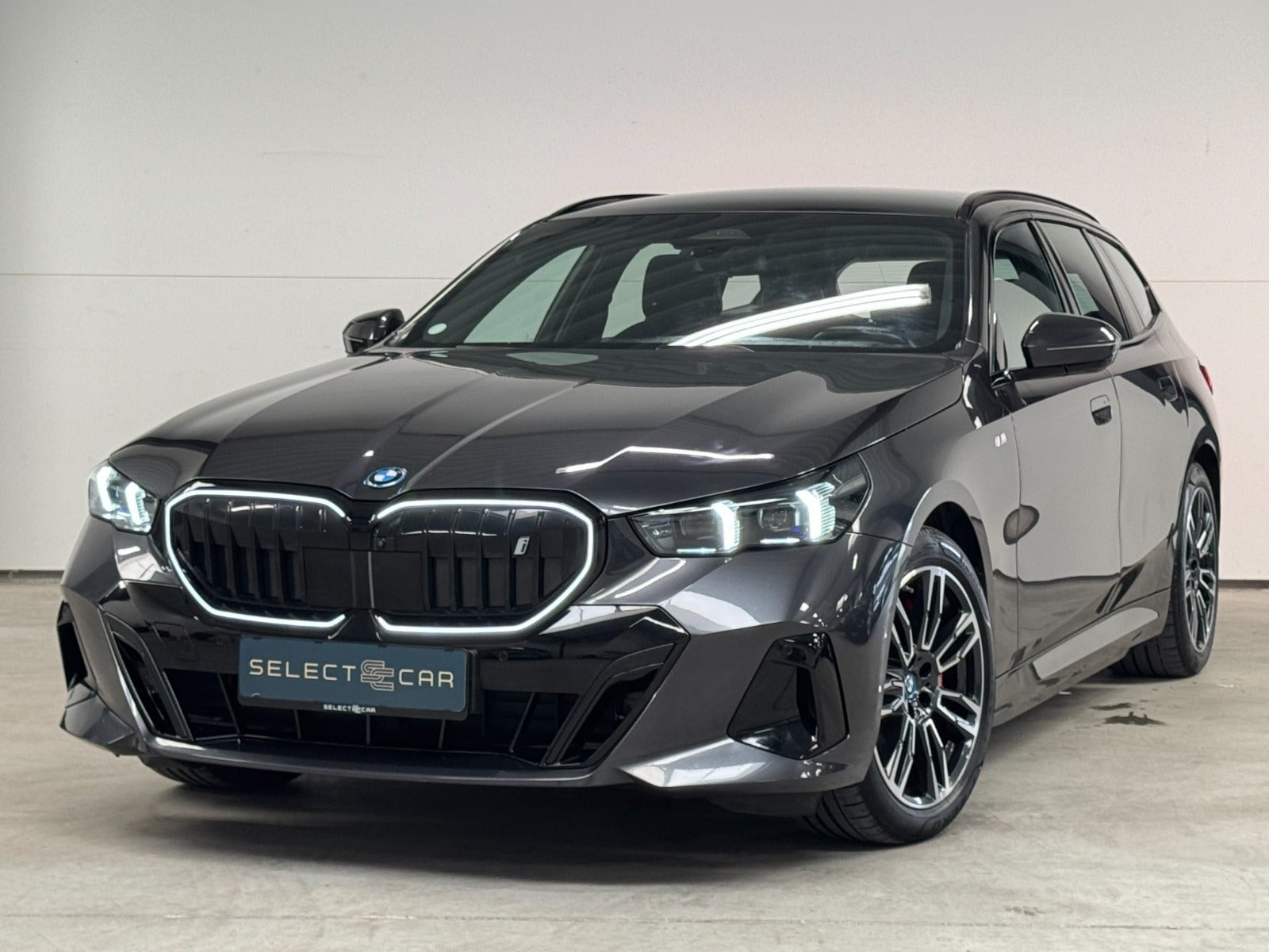BMW i5 eDrive40 Touring M-Sport Pro