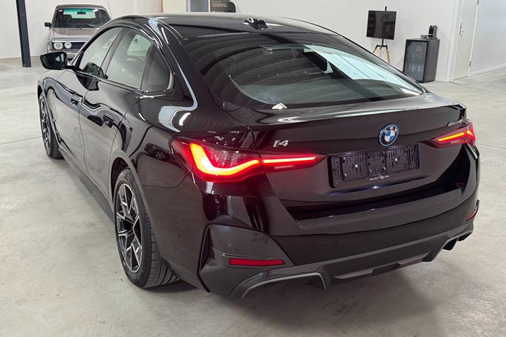 Sort BMW i4 fra 2022