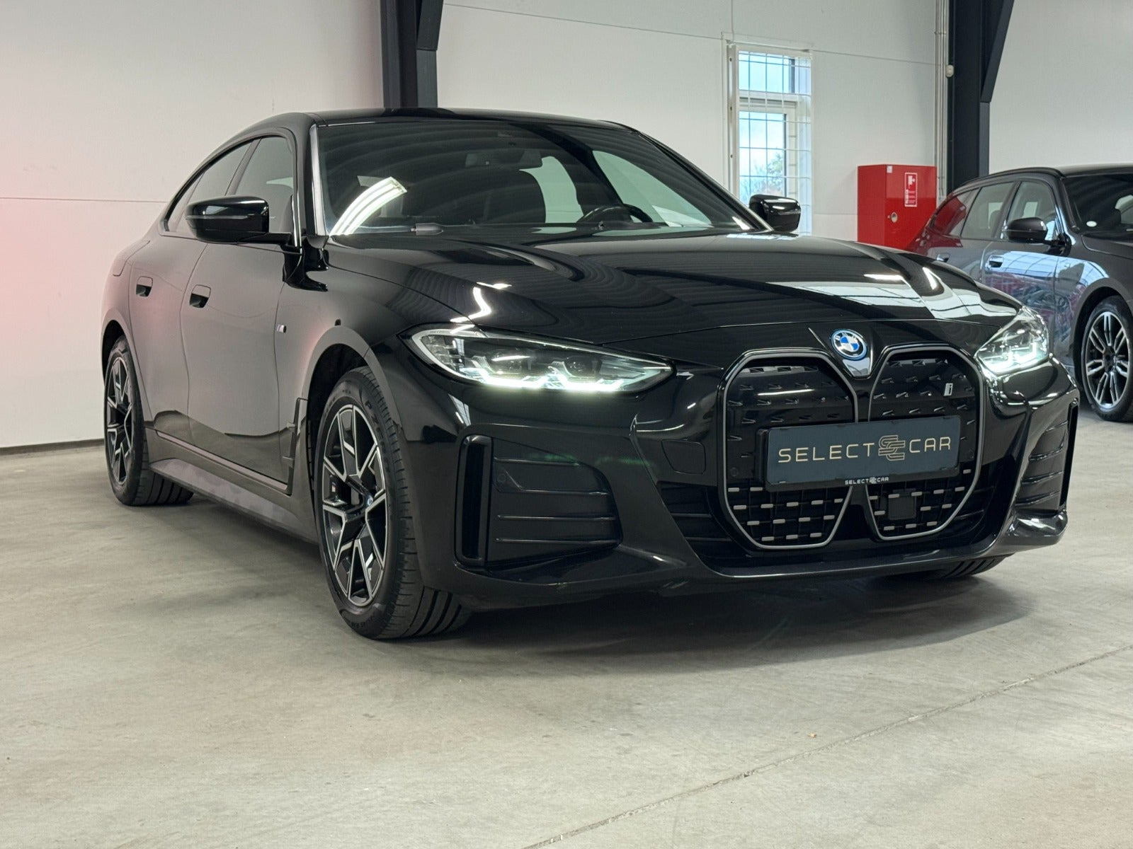 Sort BMW i4 fra 2022