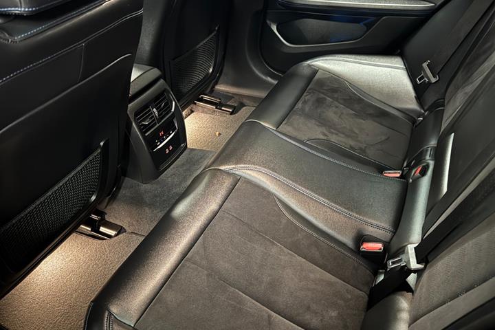 Sort BMW i4 fra 2022