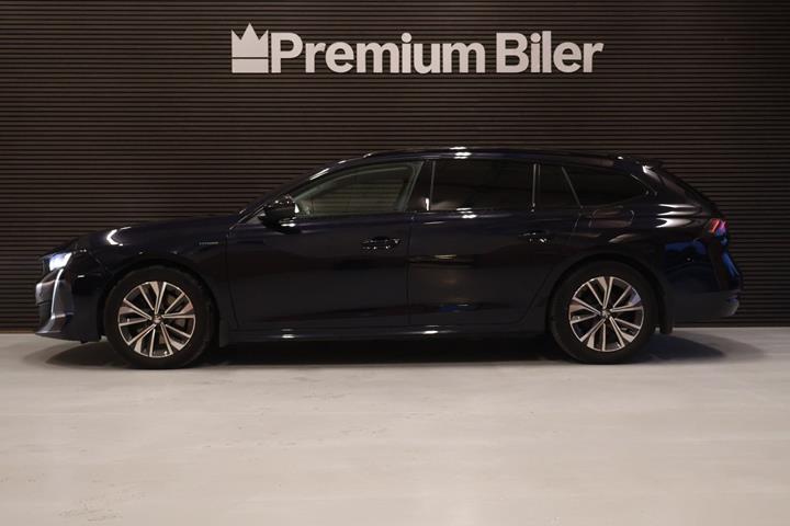 Blå Peugeot 508 fra 2022