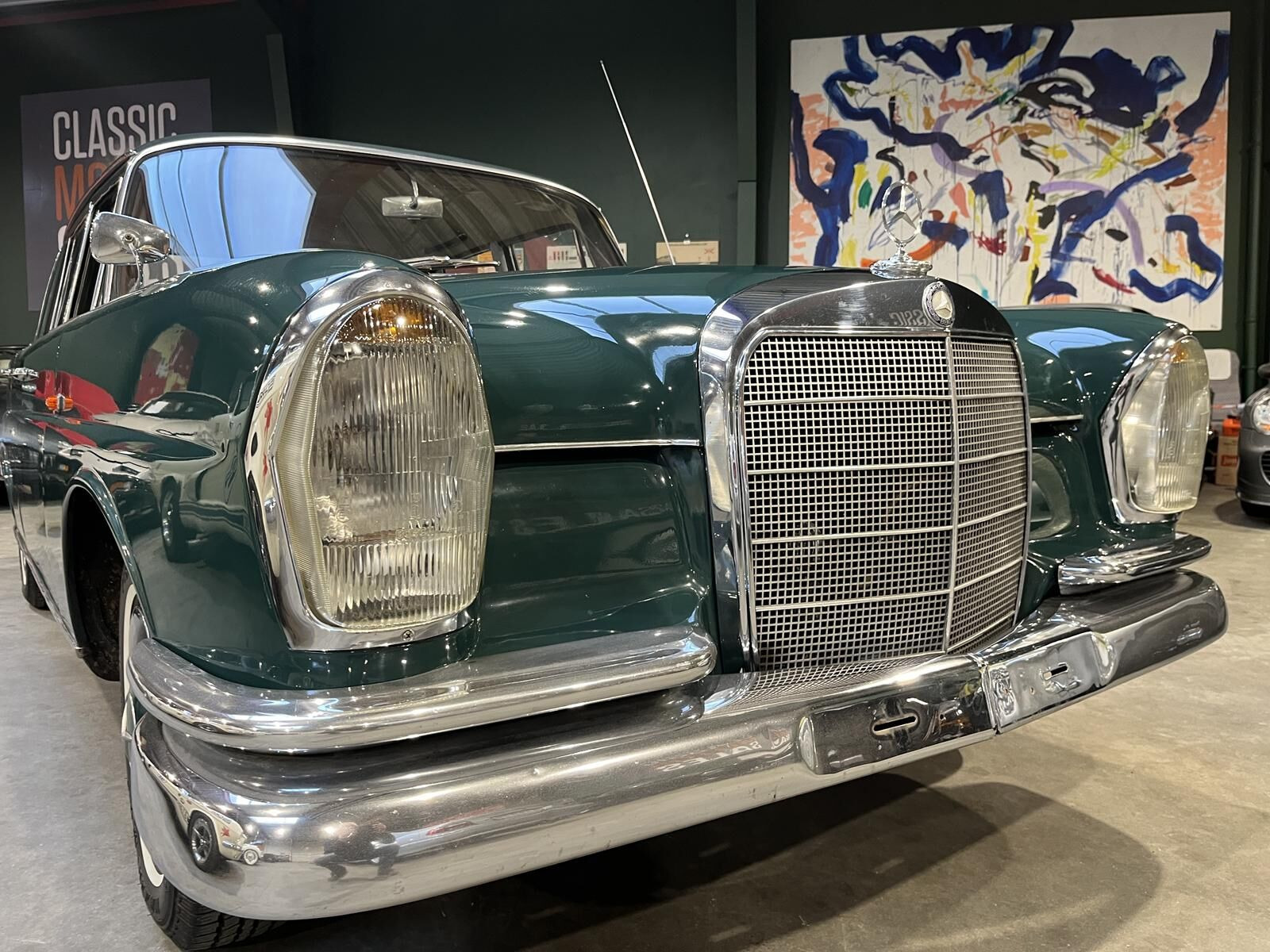 Grøn Mercedes 220 fra 1960