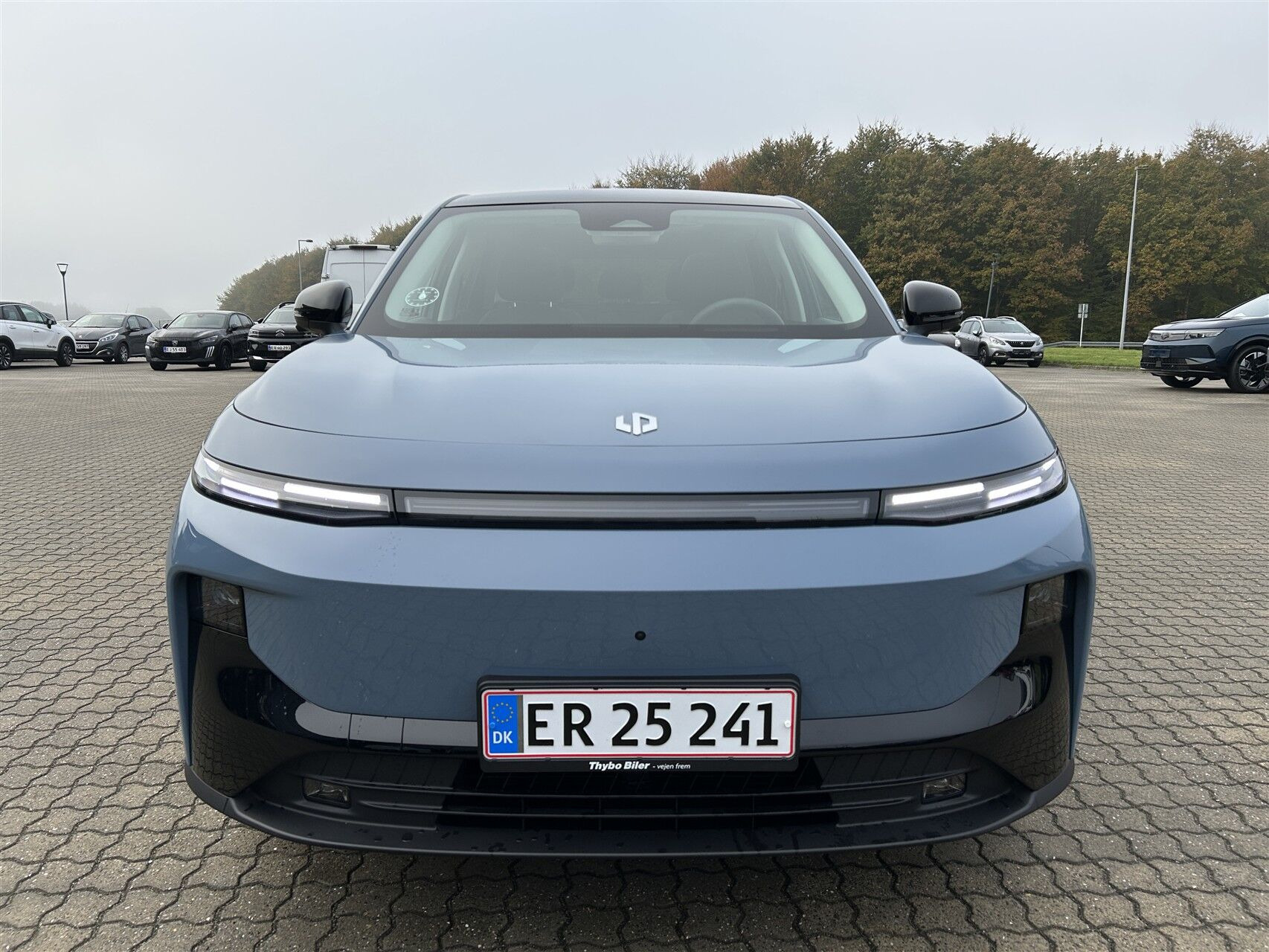 Blå Leapmotor B10 fra 2026