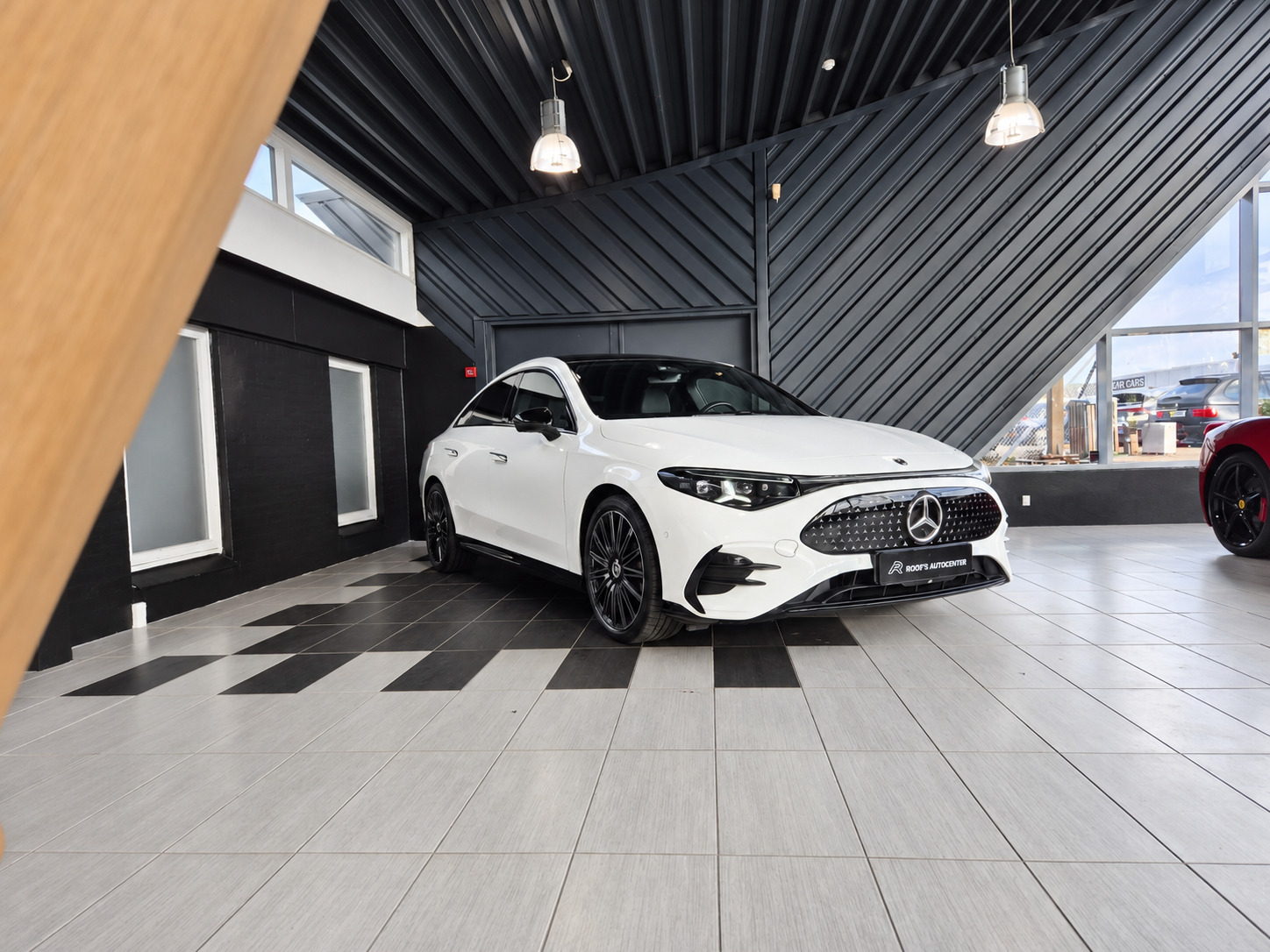 Hvid Mercedes CLA250+ fra 2025