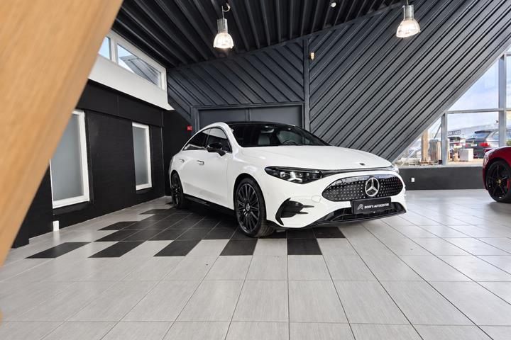 Hvid Mercedes CLA250+ fra 2025