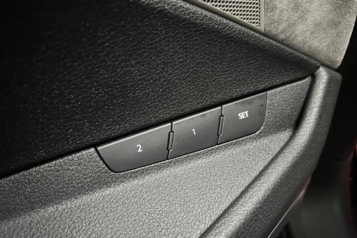 Blå Audi e-tron fra 2021